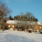 le gîte et le jardin en hiver