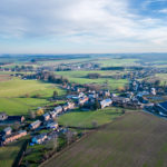Ychippe vu du ciel par https://www.vudlahaut.be/Vues-aerienne-drone-villages-region-wallone.c.htm copyright Cédric Garcet
