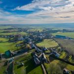 Ychippe vu du ciel par https://www.vudlahaut.be/Vues-aerienne-drone-villages-region-wallone.c.htm copyright Cédric Garcet